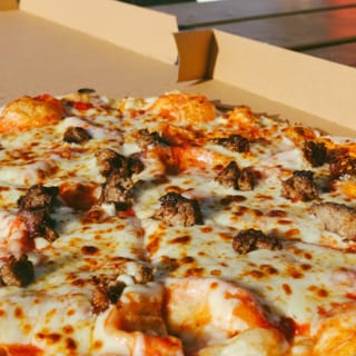 Buffalo chicken pizza